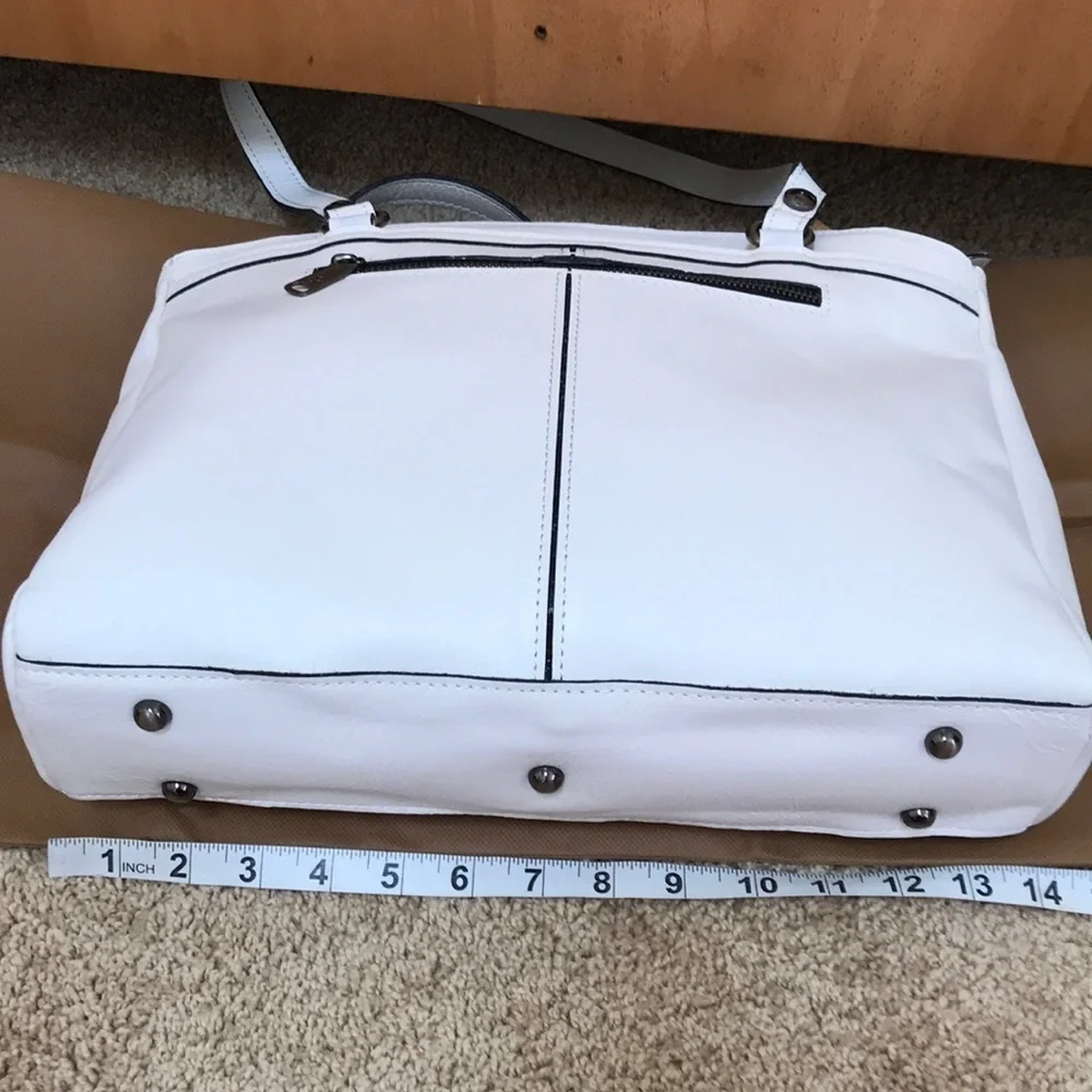 NWT! PATRICIA NASH top zip white poppy tote